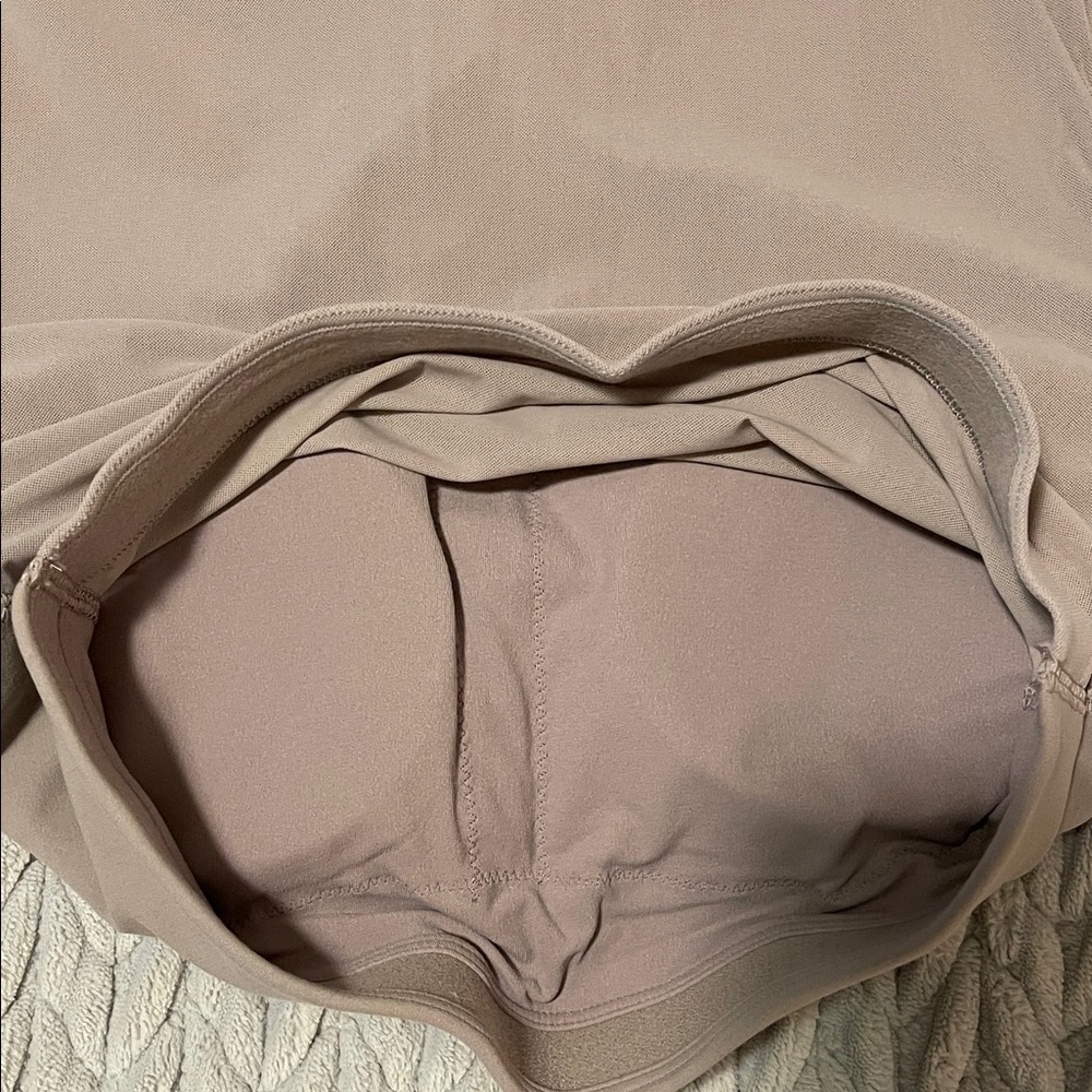 Lululemon Taupe Crop Top - Picture 9 of 10